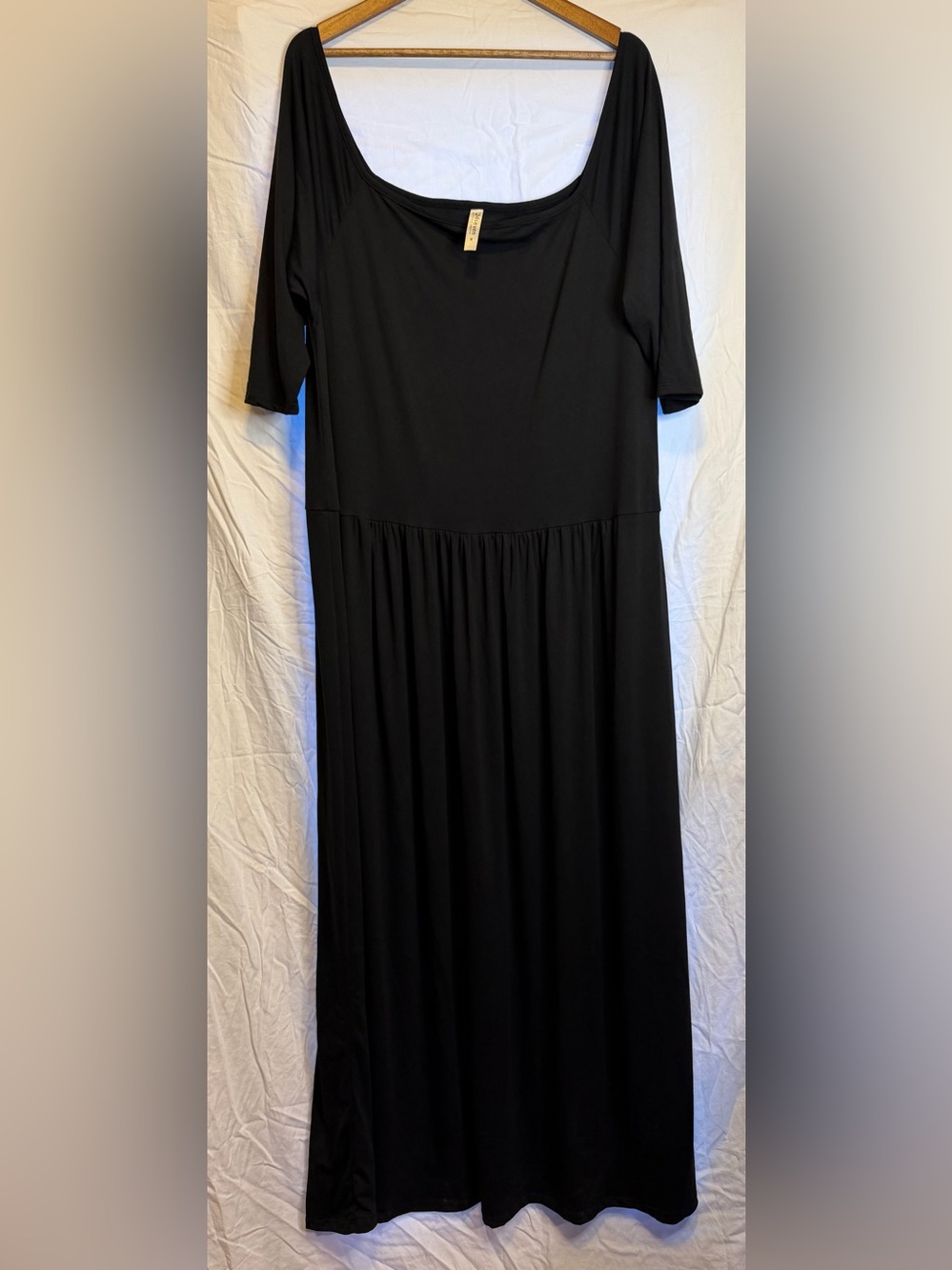 Black Midi Scoop-Neck Dress with Gathered Waist